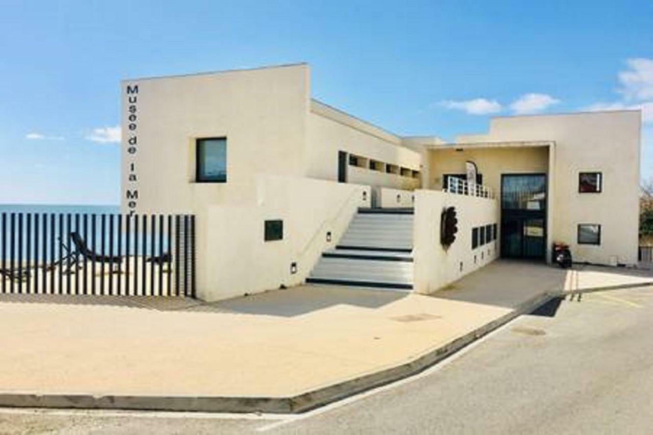 Magnifique Appart 102 M2 Au Bord De L'Eau Hyper Centre Sète Exterior foto